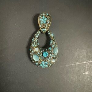 Vintage-Inspired Teal Stone Drop Pendant for Necklace